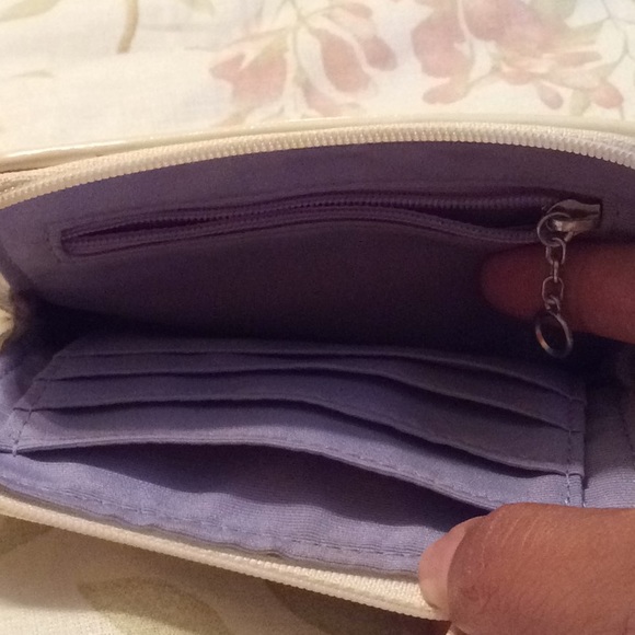 Beige Coach wristlet - Picture 4 of 5